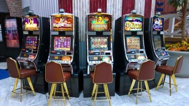 petimas88 Dealer table rooms